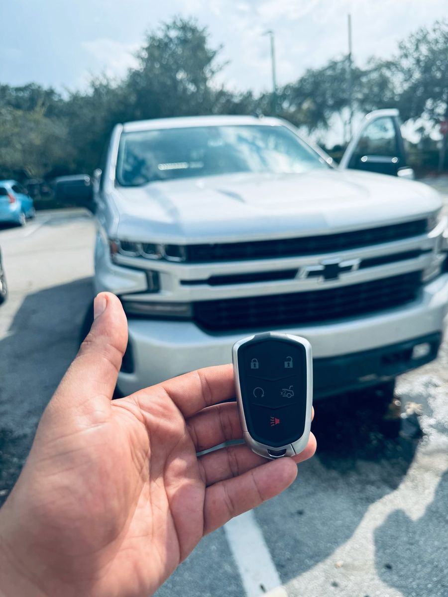 Chevrolet smart key replaced and programmed in Port St. Lucie by St Lucie Lock and Key.